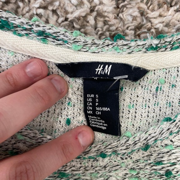 ⭐ 3/$15 NWOT H&M Small Gray Green Textured Knit Long Sleeve Sweater - Picture 5 of 9